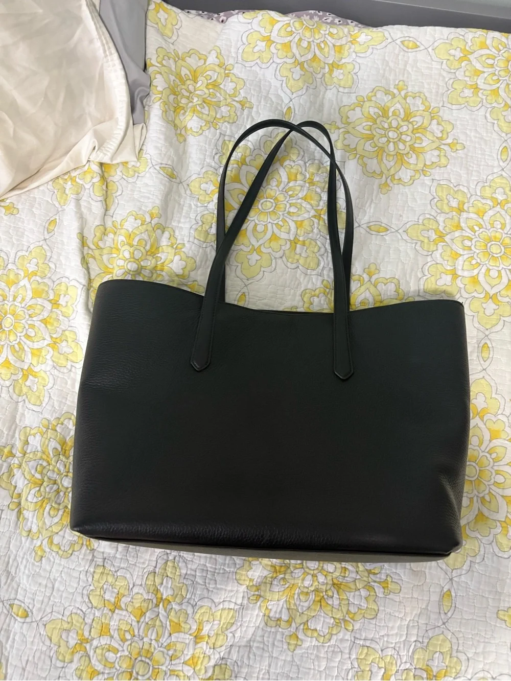 kate spade Black Pebbled Leather Cece Tote